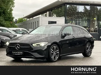 Gebraucht Mercedes CLA180 Shooting Brake Progressive 136 PS (100 kW) 2025 Schwarz Kombi