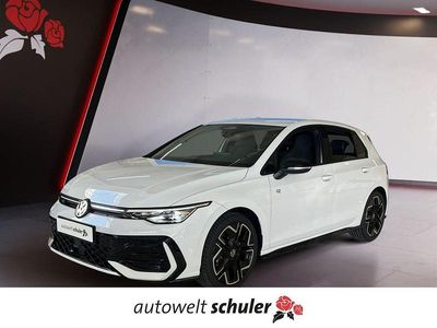 Neu VW Golf VIII R-line 150 PS (110 kW) 2026 Pure white uni Limousine