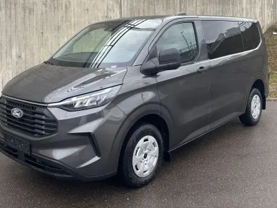 Ny Ford Transit Custom Trend 136 HK (100 kW) 2026 Grå Stationcar