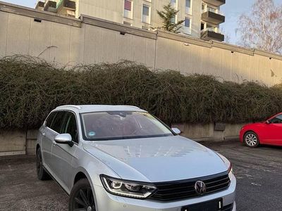 Gebraucht VW Passat Highline 150 PS (110 kW) 2015 Grau Kombi