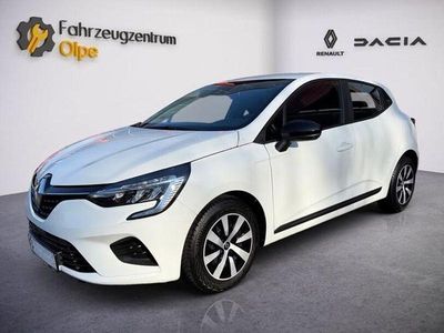 Gebraucht Renault Clio V Equilibre 67 PS (49 kW) 2023 Weiß Limousine