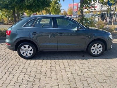 Gebraucht Audi Q3 Design 150 PS (110 kW) 2017 Grau SUV