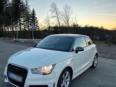 Gebraucht Audi A1 Sport 105 PS (77 kW) 2010 Weiß Kleinwagen