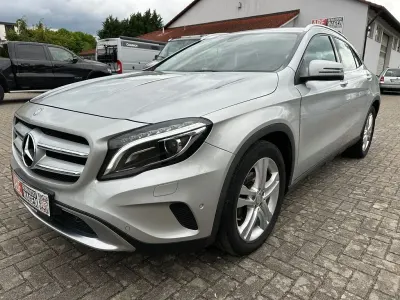 Brugt Mercedes GLA220 Urban 170 HK (125 kW) 2015 Sølv SUV