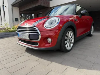 Gebraucht Mini Cooper 136 PS (100 kW) 2015 Rot Kleinwagen