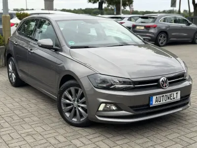 Gebraucht VW Polo Comfortline 95 PS (69 kW) 2018 Grau Kleinwagen