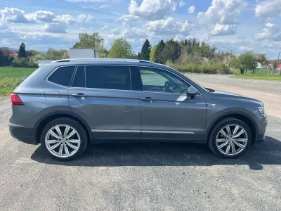 Gebraucht VW Tiguan Allspace Highline 190 PS (139 kW) 2020 Grau SUV