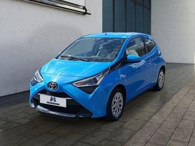 Gebraucht Toyota Aygo X-play 72 PS (52 kW) 2020 Cyan metallic Kleinwagen