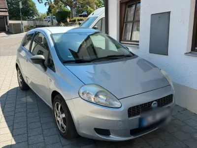 Gebraucht Fiat Grande Punto 95 PS (69 kW) 2007 Grau Kleinwagen