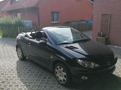 Gebraucht Peugeot 206 CC Tendance 109 PS (80 kW) 2003 Schwarz Cabrio