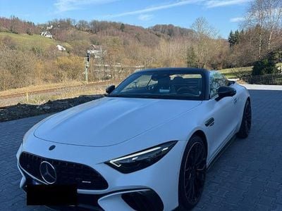 Gebraucht Mercedes SL63 AMG AMG 585 PS (430 kW) 2023 Weiß Cabrio