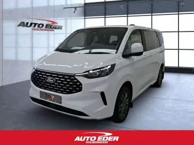 Gebraucht Ford Tourneo Custom Titanium 150 PS (110 kW) 2026 Weiß Van