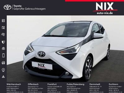 Schneeweiß Gebraucht 2021 Toyota Aygo Team Kleinwagen | 15.370 € (Teuer)