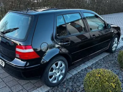 Gebraucht VW Golf IV Pacific 75 PS (55 kW) 2003 Schwarz Limousine