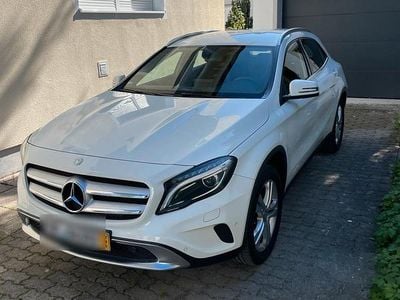Mercedes GLA200