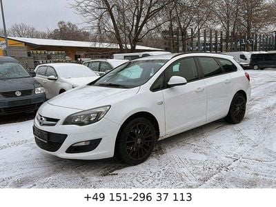 Weiß Gebraucht 2013 Opel Astra Sport Kombi | 1.999 € (Guter Preis)