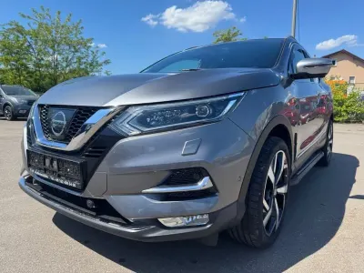 Gebraucht Nissan Qashqai Tekna+ 163 PS (119 kW) 2018 Grau SUV