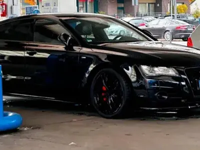 Gebraucht Audi A7 Comfort 313 PS (230 kW) 2012 Schwarz Kleinwagen
