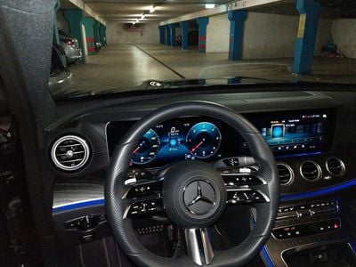 Gebraucht Mercedes E220 194 PS (142 kW) 2021 Schwarz Kombi