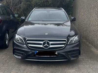 Gebraucht Mercedes E350 AMG 258 PS (189 kW) 2018 Schwarz Limousine