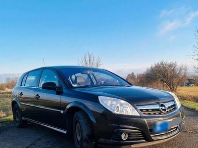 Usata Opel Signum 140 CV (102 kW) 2008 Nero Utilitaria