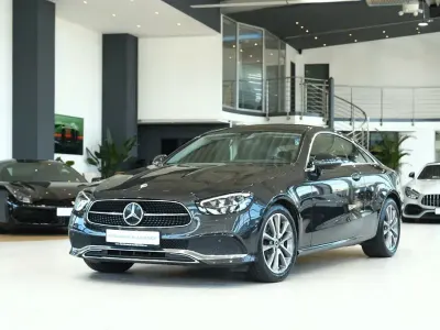 Usata Mercedes E200 Avantgarde 197 CV (144 kW) 2021 Grigio Coupé