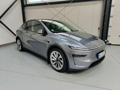 Gebraucht Tesla Model Y Long Range AWD 378 kW (514 PS) 2025 Silber SUV