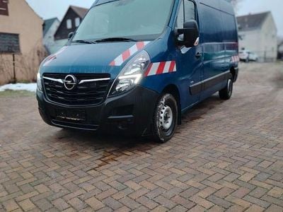 Blau Gebraucht 2021 Opel Movano Limousine | 15.990 €