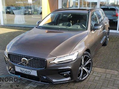 Neu Volvo V60 Business Edition 197 PS (144 kW) 2025 Grau Kombi