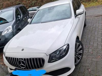 Weiß Gebraucht 2017 Mercedes E200 Kombi | 19.990 € (Fairer Preis)