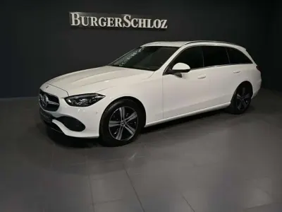 Gebraucht Mercedes C200 163 PS (119 kW) 2025 Unilack polarweiß Limousine