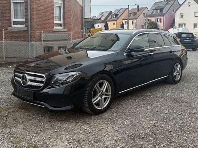 Gebraucht Mercedes E220 194 PS (142 kW) 2017 Schwarz Limousine