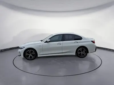 Gebraucht BMW 320 M Sport 190 PS (139 kW) 2025 Weiß Limousine