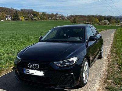 Gebraucht Audi A1 Sportback Ambiente 110 PS (80 kW) 2021 Blau Kleinwagen