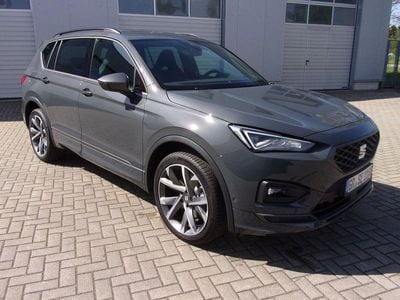 Grau Gebraucht 2023 Seat Tarraco FR SUV | 41.900 € (Teuer)