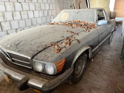 Begagnad Mercedes SL380 1985 Brun Cab