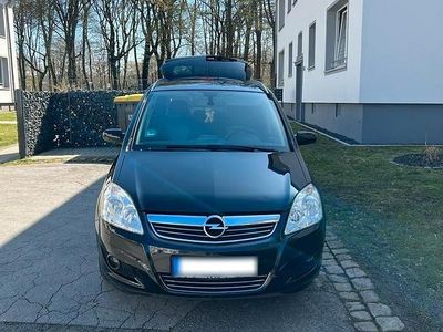 Usata Opel Zafira 97 CV (71 kW) 2008 Nero Monovolume