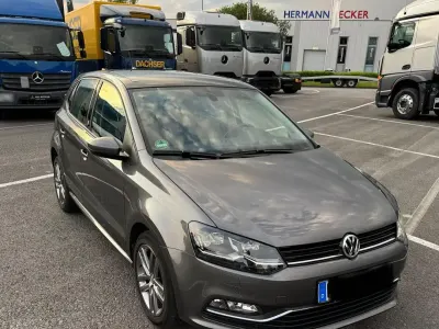 Gebraucht VW Polo Sound 90 PS (66 kW) 2017 Grau Kleinwagen