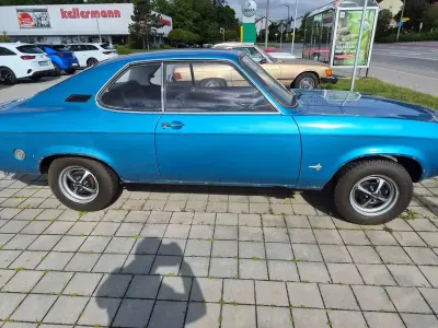 Używany Opel Manta 60 KM (44 kW) 1973 Niebieski Coupe