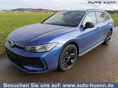 Neu VW Passat R-line 220 PS (161 kW) 2025 Reefblau metallic Kombi
