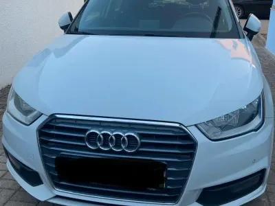 Gebraucht Audi A1 Sportback Design 90 PS (66 kW) 2017 Weiß Kleinwagen