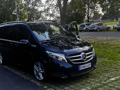 Mercedes V200