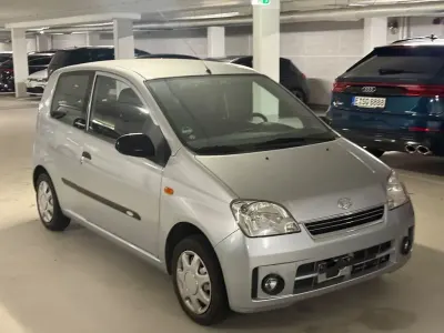 Gebraucht Daihatsu Cuore Plus 58 PS (42 kW) 2005 Silber Kleinwagen