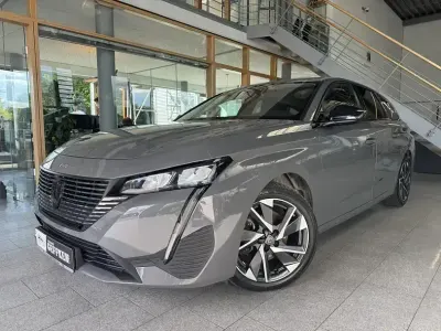 Gebraucht Peugeot 308 SW Allure 131 PS (96 kW) 2025 Seleniumgrau Kombi