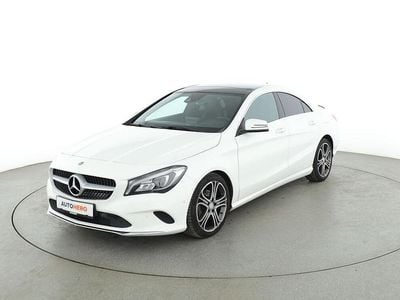 Gebraucht Mercedes CLA200 Urban 156 PS (114 kW) 2018 Weiß Limousine