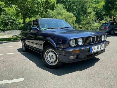 Gebraucht BMW 325 170 PS (125 kW) 1989 Blau Kombi