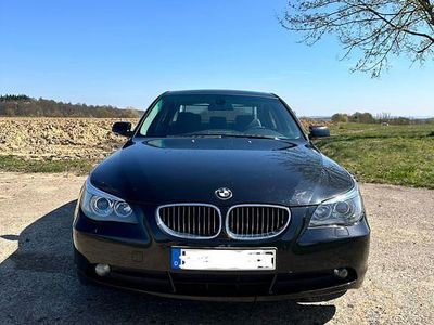 Second-hand BMW 525 192 CP (141 kW) 2004 Negru Berlinǎ