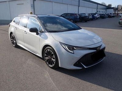 Second-hand Toyota Corolla 180 CP (132 kW) 2022 Argintiu Break