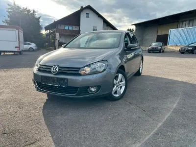 Gebraucht VW Golf VII Style 105 PS (77 kW) 2012 Grau Limousine