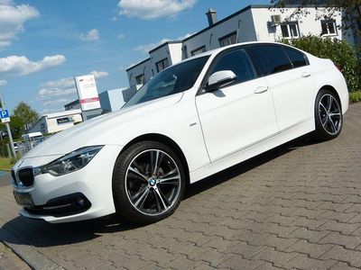 Gebraucht BMW 320 Sport Line 190 PS (139 kW) 2019 Weiß Limousine